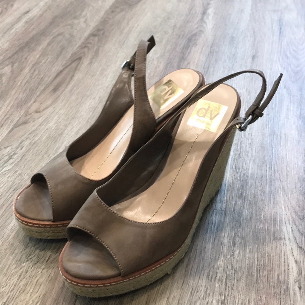 Dolce Vita Leather Wedge Sandal Nude Shoes Size 8